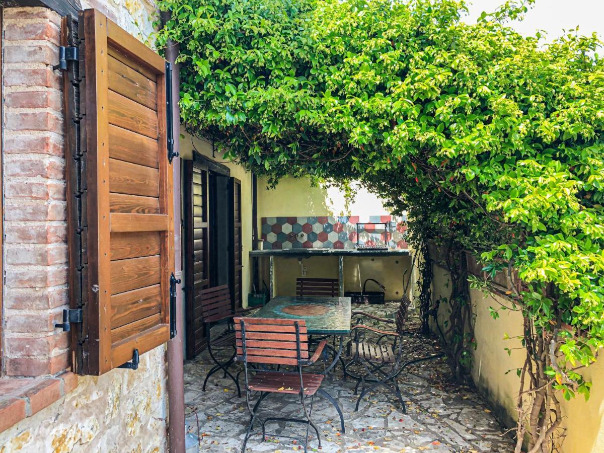 Appartamento UMBRIA, Casa Sagrantina con PISCINA e pergolato Collazzone Esterno foto