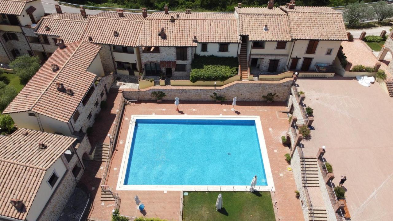 Appartamento UMBRIA, Casa Sagrantina con PISCINA e pergolato Collazzone Esterno foto